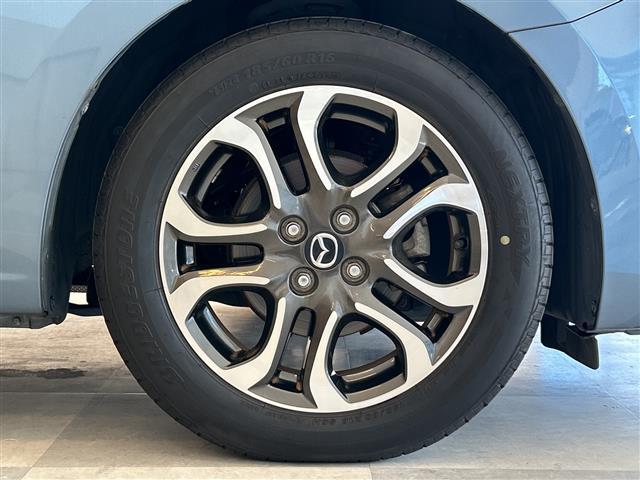 デミオ XDツーリング 純正SDナビ プッシュスタート スマートキー クルーズコントロール ドアバイザー Bluetooth USB入力端子 ETC バックモニター フルセグ 前後ドラレコ 純正マット 純正アルミホイール(33枚目)