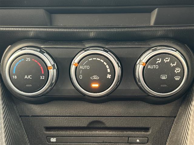 デミオ XDツーリング 純正SDナビ プッシュスタート スマートキー クルーズコントロール ドアバイザー Bluetooth USB入力端子 ETC バックモニター フルセグ 前後ドラレコ 純正マット 純正アルミホイール(35枚目)