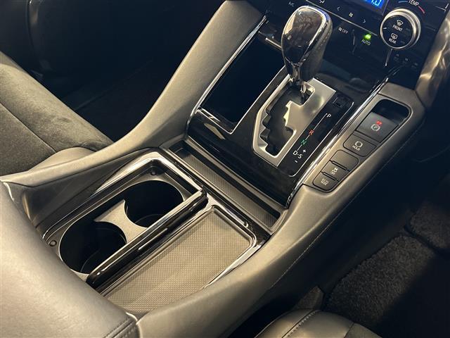 ������тm���C�P���̃K���o�[�����炱���ł��鍂������I���Q�O�Q�O�N�P���@�i���j���{�\����������������ׁi�������ÎԔ���s��̑�蔃����Ǝ҂�ΏۂƂ����u���Î����Ԕ���䐔�m���D�P�����v���j