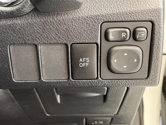 ������тm���C�P���̃K���o�[�����炱���ł��鍂������I���Q�O�Q�O�N�P���@�i���j���{�\����������������ׁi�������ÎԔ���s��̑�蔃����Ǝ҂�ΏۂƂ����u���Î����Ԕ���䐔�m���D�P�����v���j