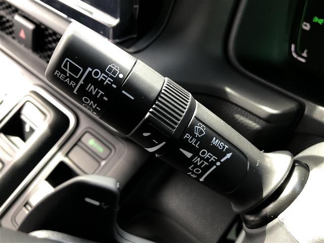 ステップワゴン ｅ：ＨＥＶスパーダ　１１．４インチナビ　バックカメラ　追従式クルーズコントロール　ダブルオートエアコン　電動リアゲート　オットマン　ホンダセンシング　登録済み未使用車　オートホールド　電子パーキング　シートヒーター（36枚目）