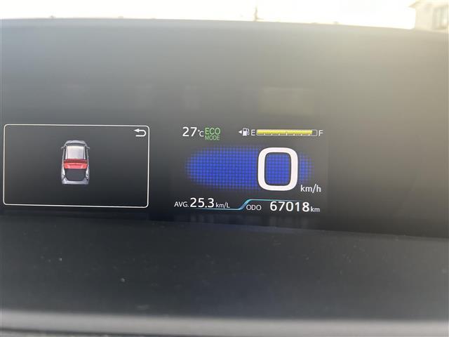 プリウス Ｓ　☆カロッツェリアナビ・ＡＶＣ－ＲＺ５００・ＣＤ／ＤＶＤ／Ｂｌｕｅｔｏｏｔｈ・ＡＵＸ／ｉＰｏｄ／ＦＭ／ＡＭ☆ビルトインＥＴＣ☆ドライブモード☆ＥＶモード☆センターコンソール☆ドアバイザー（5枚目）