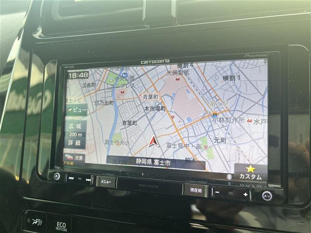 プリウス Ｓ　☆カロッツェリアナビ・ＡＶＣ－ＲＺ５００・ＣＤ／ＤＶＤ／Ｂｌｕｅｔｏｏｔｈ・ＡＵＸ／ｉＰｏｄ／ＦＭ／ＡＭ☆ビルトインＥＴＣ☆ドライブモード☆ＥＶモード☆センターコンソール☆ドアバイザー（8枚目）