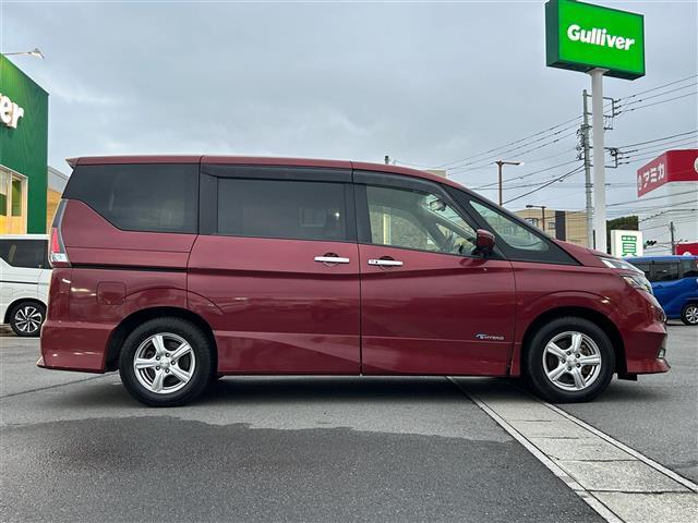 セレナ ハイウェイスター　純正９インチナビ／全方位カメラ／後席モニター／ＰｒｏＰＩＬＯＴ／パーキングアシスト／Ｗオートエアコン／レーダークルーズコントロール／純正ＥＴＣ／ドライブレコーダー前後／デジタルインナーミラー／ＬＥＤ（8枚目）