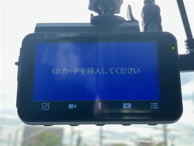 セレナ ハイウェイスター　純正９インチナビ／全方位カメラ／後席モニター／ＰｒｏＰＩＬＯＴ／パーキングアシスト／Ｗオートエアコン／レーダークルーズコントロール／純正ＥＴＣ／ドライブレコーダー前後／デジタルインナーミラー／ＬＥＤ（27枚目）