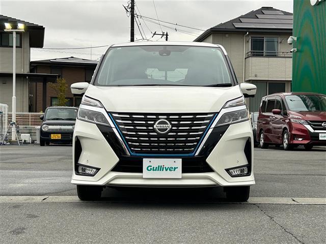 セレナ e-パワー ハイウェイスターV 純正10インチナビ/全方位カメラ/ドライブレコーダー/純正ETC2.0/保証書/取扱説明書/Wオートエアコン/クルーズコントロール/スペアキー1本/両側パワースライドドア/コーナーセンサー前後/LED(6枚目)