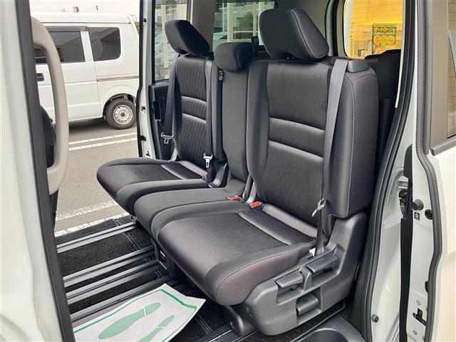 セレナ ハイウェイスター Vセレクション ALPINE製11型ナビ/全方位カメラ/プロパイロット/ドライブレコーダー/ETC/パーキングアシスト/レーンキープアシスト/デジタルインナーミラー/オートライト/衝突軽減システム/両側電動ドア(33枚目)