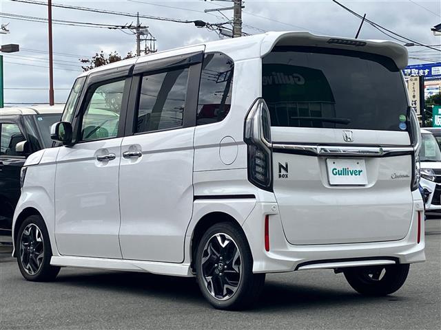 Ｎ－ＢＯＸカスタム Ｇ・Ｌターボホンダセンシング　ＳＤナビ／バックカメラ／ホンダセンシング／ドライブレコーダー／ＥＴＣ／パドルシフト／レーダークルーズコントロール／シートヒーター／両側パワースライドドア／レーンキープアシスト／ＬＥＤオートライト（5枚目）