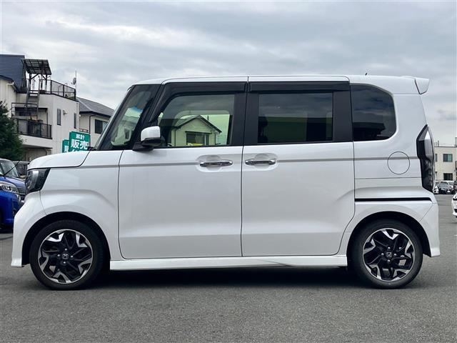 Ｎ－ＢＯＸカスタム Ｇ・Ｌターボホンダセンシング　ＳＤナビ／バックカメラ／ホンダセンシング／ドライブレコーダー／ＥＴＣ／パドルシフト／レーダークルーズコントロール／シートヒーター／両側パワースライドドア／レーンキープアシスト／ＬＥＤオートライト（9枚目）