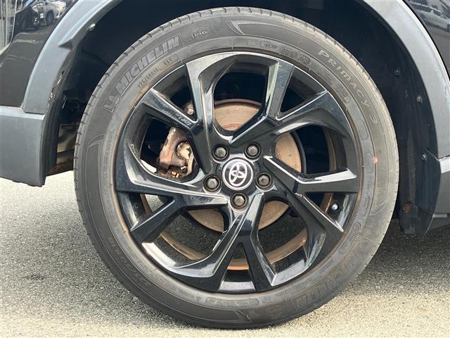 Ｃ－ＨＲ Ｇ　モード　ネロ　セーフティプラス　純正ディスプレイオーディオ／全方位カメラ／純正ＥＴＣ／レーダークルーズコントロール／前席シートヒーター／コーナーセンサー前後／レーンキープアシスト／ＢＳＭ／Ｗ＋サイドエアバック／カーテンエアバック（10枚目）