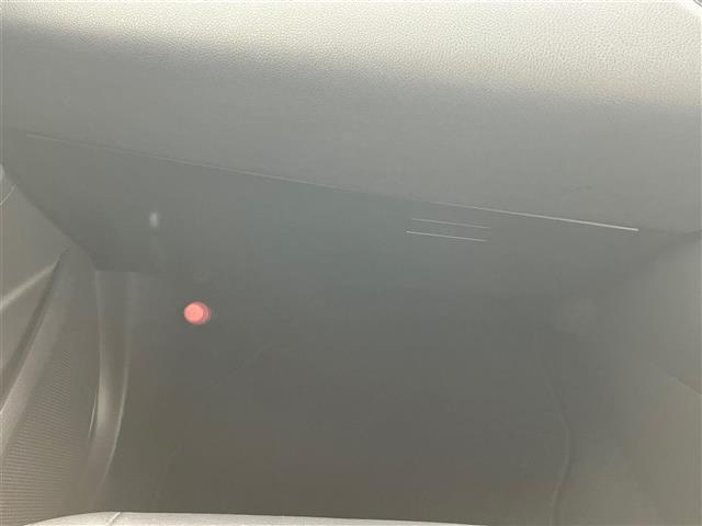 Ｃ－ＨＲ Ｇ　モード　ネロ　セーフティプラス　純正ディスプレイオーディオ／全方位カメラ／純正ＥＴＣ／レーダークルーズコントロール／前席シートヒーター／コーナーセンサー前後／レーンキープアシスト／ＢＳＭ／Ｗ＋サイドエアバック／カーテンエアバック（31枚目）