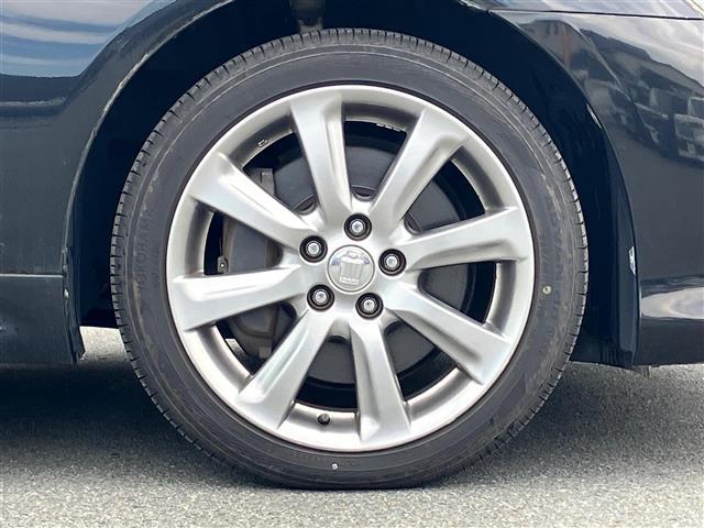 クラウン ３．５アスリート　純正ナビ／バックカメラ／ＥＴＣ／取扱説明書／スペアキー１本／オートエアコン／クルーズコントロール／純正フロアマット／Ｄ席Ｎ席パワーシート／純正アルミホイール／ＡＦＳ／オートライト／Ｗ＋サイドエアＢ（10枚目）