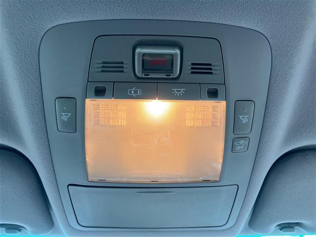 クラウン ３．５アスリート　純正ナビ／バックカメラ／ＥＴＣ／取扱説明書／スペアキー１本／オートエアコン／クルーズコントロール／純正フロアマット／Ｄ席Ｎ席パワーシート／純正アルミホイール／ＡＦＳ／オートライト／Ｗ＋サイドエアＢ（30枚目）