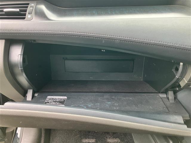 クラウン ３．５アスリート　純正ナビ／バックカメラ／ＥＴＣ／取扱説明書／スペアキー１本／オートエアコン／クルーズコントロール／純正フロアマット／Ｄ席Ｎ席パワーシート／純正アルミホイール／ＡＦＳ／オートライト／Ｗ＋サイドエアＢ（35枚目）