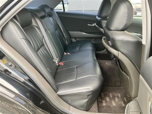 クラウン ３．５アスリート　純正ナビ／バックカメラ／ＥＴＣ／取扱説明書／スペアキー１本／オートエアコン／クルーズコントロール／純正フロアマット／Ｄ席Ｎ席パワーシート／純正アルミホイール／ＡＦＳ／オートライト／Ｗ＋サイドエアＢ（36枚目）