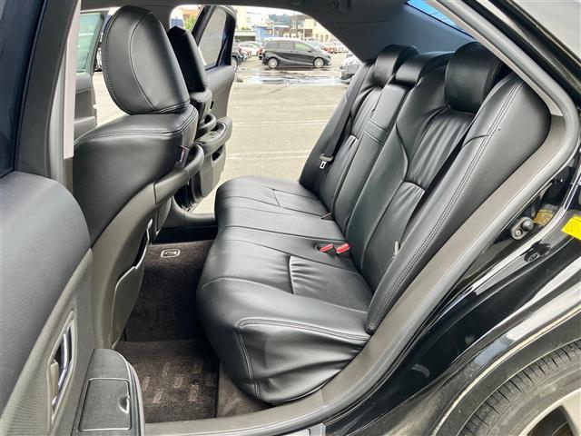 クラウン ３．５アスリート　純正ナビ／バックカメラ／ＥＴＣ／取扱説明書／スペアキー１本／オートエアコン／クルーズコントロール／純正フロアマット／Ｄ席Ｎ席パワーシート／純正アルミホイール／ＡＦＳ／オートライト／Ｗ＋サイドエアＢ（37枚目）