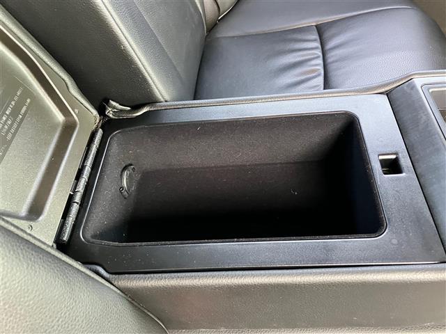 クラウン ３．５アスリート　純正ナビ／バックカメラ／ＥＴＣ／取扱説明書／スペアキー１本／オートエアコン／クルーズコントロール／純正フロアマット／Ｄ席Ｎ席パワーシート／純正アルミホイール／ＡＦＳ／オートライト／Ｗ＋サイドエアＢ（39枚目）