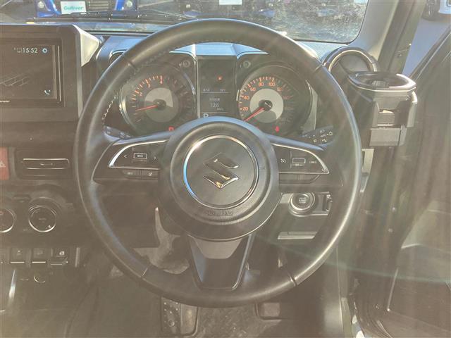 【　ステアリング　】ステアリングはとても綺麗な状態です