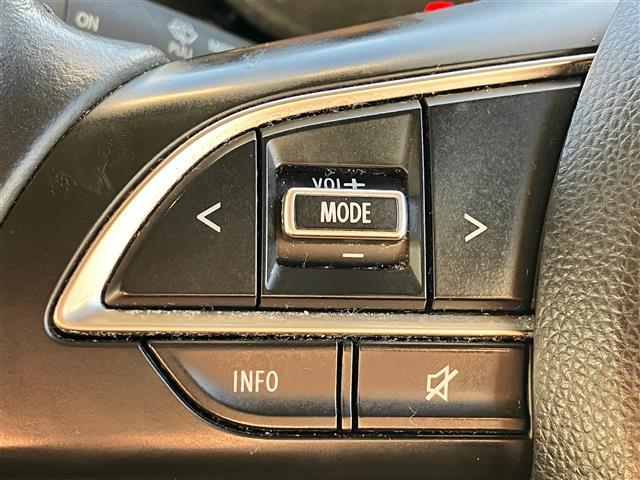【　ステアリングスイッチ　】手元のスイッチでナビ操作が可能です！！非常に便利な機能です。取り付けのナビによってはオプション設定となっております！詳しくはスタッフまで♪