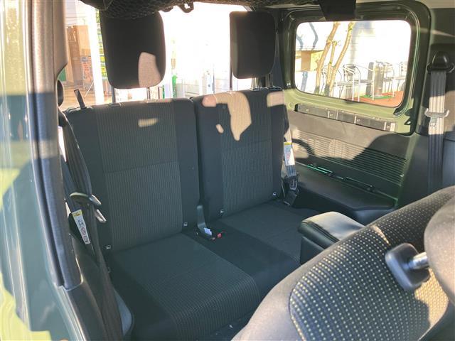 【　セカンドシート　】２列目も広々お乗りいただけます♪