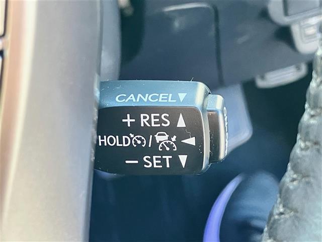 プリウスアルファ Ｇツーリングセレクション　純正９インチナビ／バックカメラ／ドライブレコーダー前後／ＥＴＣ２．０／レーダークルーズコントロール／パワーシート／純正フロアマット／モデリスタエアロ／レーンキープアシスト／衝突軽減システム／純正アルミ（17枚目）