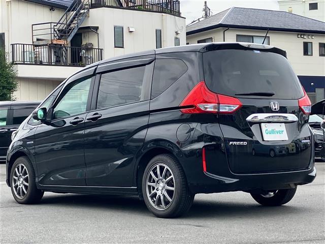 フリードハイブリッド ハイブリッド・EX 純正9インチナビ/バックカメラ/後席モニター/ドライブレコーダー/寒冷地仕様/レーダークルーズコントロール/ETC/D席N席シートヒーター/両側パワースライドドア/レーンキープアシスト/衝突軽減(5枚目)