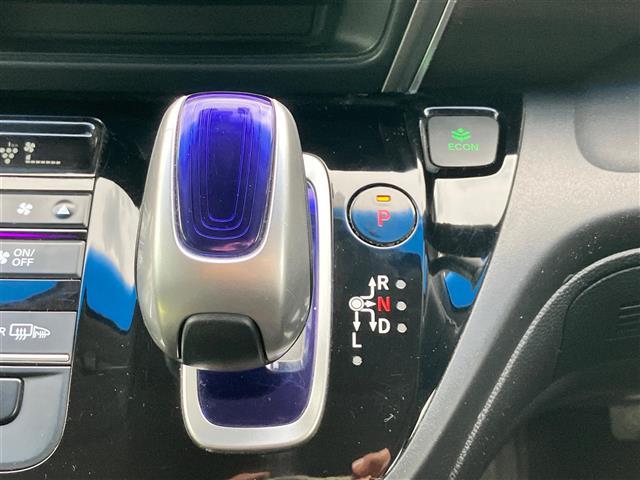 フリードハイブリッド ハイブリッド・EX 純正9インチナビ/バックカメラ/後席モニター/ドライブレコーダー/寒冷地仕様/レーダークルーズコントロール/ETC/D席N席シートヒーター/両側パワースライドドア/レーンキープアシスト/衝突軽減(25枚目)