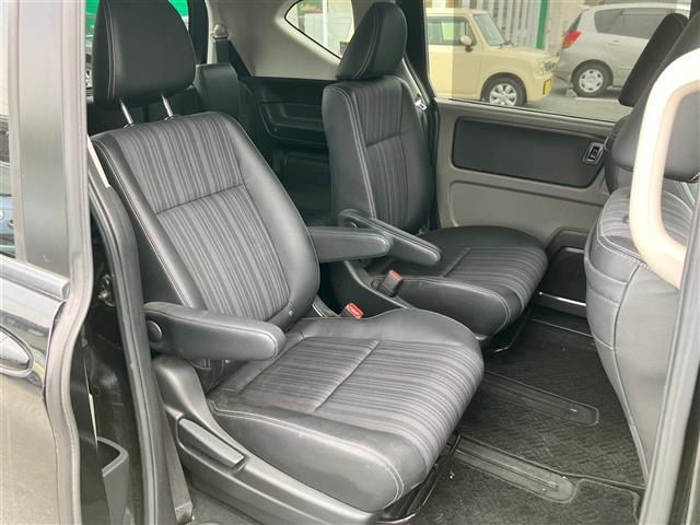 フリードハイブリッド ハイブリッド・EX 純正9インチナビ/バックカメラ/後席モニター/ドライブレコーダー/寒冷地仕様/レーダークルーズコントロール/ETC/D席N席シートヒーター/両側パワースライドドア/レーンキープアシスト/衝突軽減(33枚目)