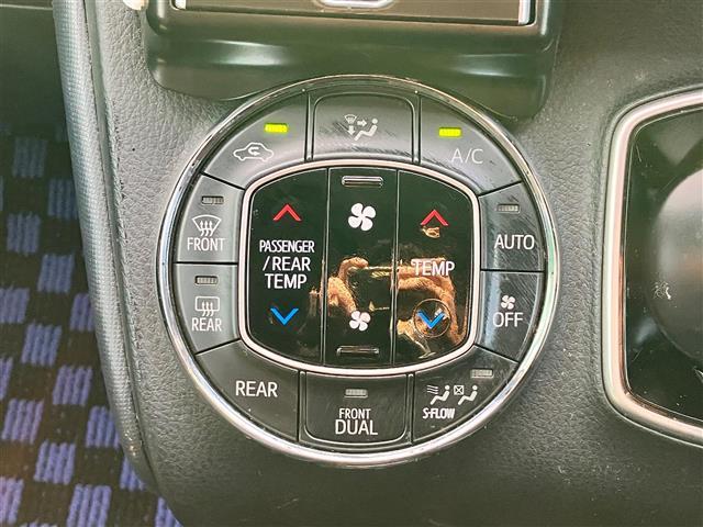 ヴォクシー ハイブリッドV ALPINE製11 インチナビ/バックカメラ/10.2インチ後席モニター/D席N席シートヒーター/両側パワースライドドア/Wオートエアコン/ETC/オートライト/W+サイドエアバッグ/衝突軽減システム(25枚目)