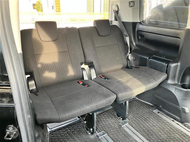 ヴォクシー ハイブリッドV ALPINE製11 インチナビ/バックカメラ/10.2インチ後席モニター/D席N席シートヒーター/両側パワースライドドア/Wオートエアコン/ETC/オートライト/W+サイドエアバッグ/衝突軽減システム(34枚目)