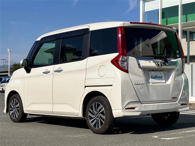 ルーミー カスタムＧ　純正ナビ／全方位カメラ／ＥＴＣ２．０／Ｄ席Ｎ席シートヒーター／両側パワースライドドア／クルーズコントロール／オートエアコン／スペアキー１本／純正フロアマット／純正アルミホイール／コーナーセンサー前後（5枚目）