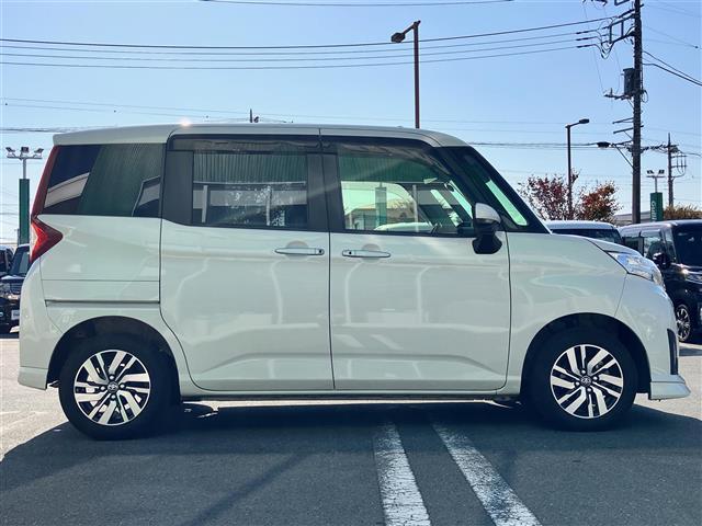 ルーミー カスタムＧ　純正ナビ／全方位カメラ／ＥＴＣ２．０／Ｄ席Ｎ席シートヒーター／両側パワースライドドア／クルーズコントロール／オートエアコン／スペアキー１本／純正フロアマット／純正アルミホイール／コーナーセンサー前後（8枚目）