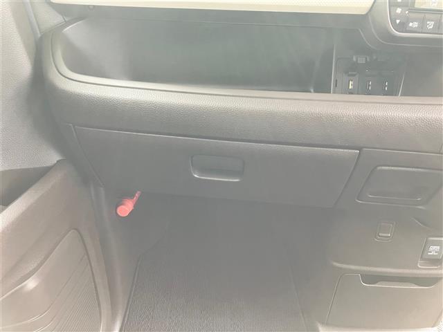 N-BOX L・ターボ 純正ナビ/バックカメラ/両側パワースライドドア/ETC/パドルシフト/ターボ/レーダークルーズコントロール/スペアキー2本/USB/シートヒーター/コーナーセンサー/リモコンエンジンスターター/LED(32枚目)