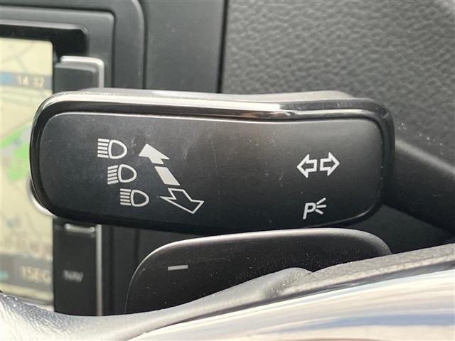 ポロ TSIコンフォートライン 純正ナビ/バックカメラ/ドライブレコーダー前後/リモコンキー/スペアキー1本/パドルシフト/レーダークルーズコントロール/純正アルミホイール/オートライト/W+サイドエアバッグ/横滑り防止装置(14枚目)