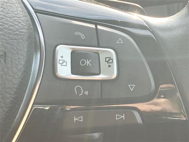 ポロ TSIコンフォートライン 純正ナビ/バックカメラ/ドライブレコーダー前後/リモコンキー/スペアキー1本/パドルシフト/レーダークルーズコントロール/純正アルミホイール/オートライト/W+サイドエアバッグ/横滑り防止装置(16枚目)