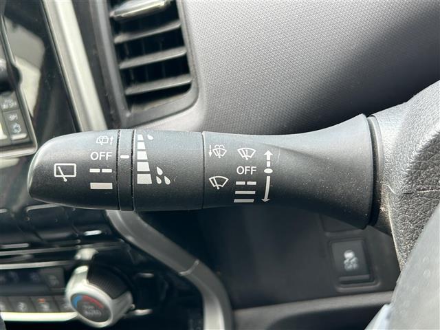 セレナ S 純正ナビ/バックカメラ/ドライブレコーダー/純正ETC/スマートキー/スペアキー1本/クルーズコントロール/純正フロアマット/純正アルミホイール/片側パワースライドドア/衝突軽減システム/ABS(12枚目)