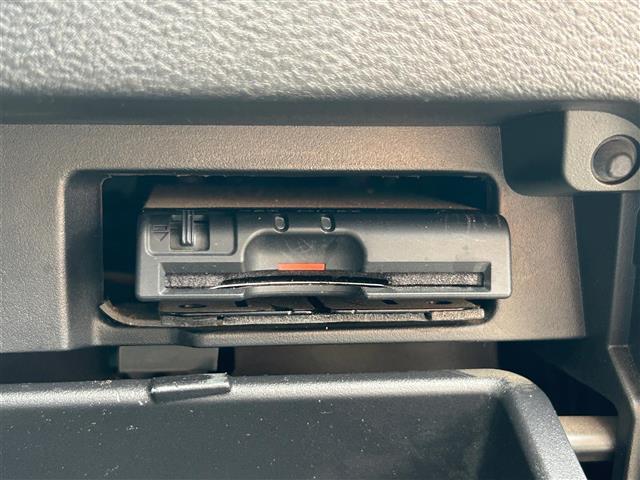 セレナ S 純正ナビ/バックカメラ/ドライブレコーダー/純正ETC/スマートキー/スペアキー1本/クルーズコントロール/純正フロアマット/純正アルミホイール/片側パワースライドドア/衝突軽減システム/ABS(25枚目)