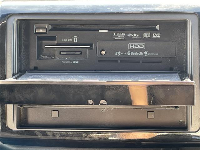 ステップワゴンスパーダ Z 8型ナビ/バックカメラ/ガラスルーフ/ETC/保証書/記録簿/パワーステアリング/パワーウィンドウ/オートエアコン/三列シート/純正フロアマット/両側パワースライドドア/社外アルミホイール/WエアB(17枚目)