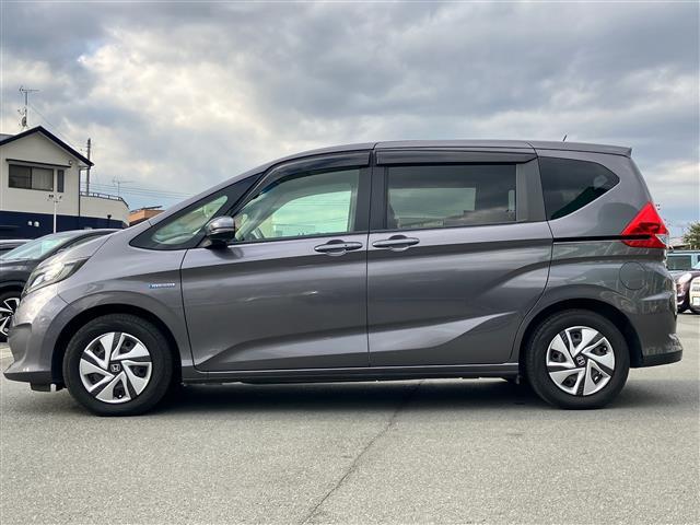 【　外装エクステリア　】現車の確認はお電話で在庫のご確認の上、是非ご来店くださいませ！ご来店の難しい方は店舗スタッフがお電話やメールで詳細をお答えさせて頂きます。