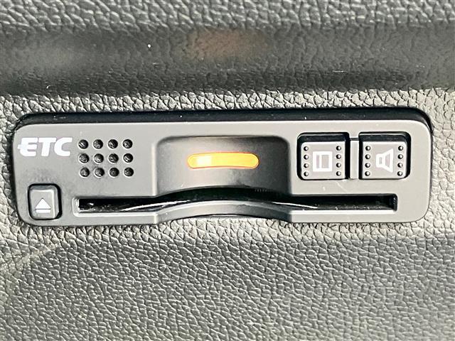 【　ＥＴＣ　】今やカーライフにおける重要性はナビにも匹敵するのではないでしょうか？セットアップを行うことで利用可能になります！