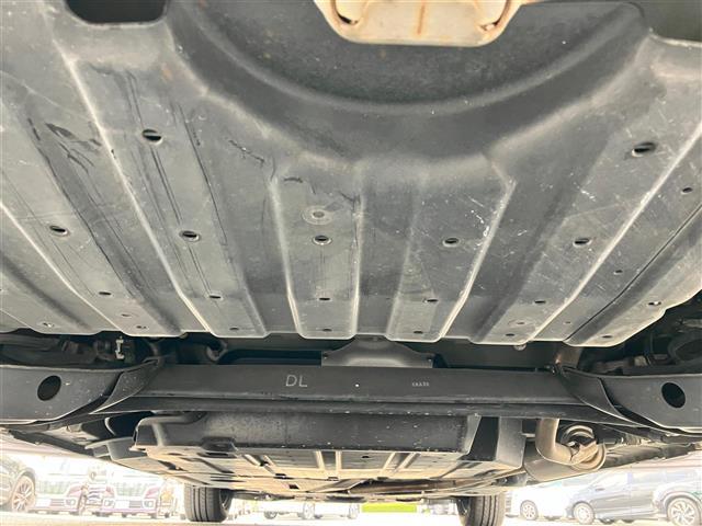 【　車両底面　】現車の確認はお電話で在庫のご確認の上、是非ご来店くださいませ！ご来店の難しい方は店舗スタッフがお電話やメールで詳細をお答えさせて頂きます。