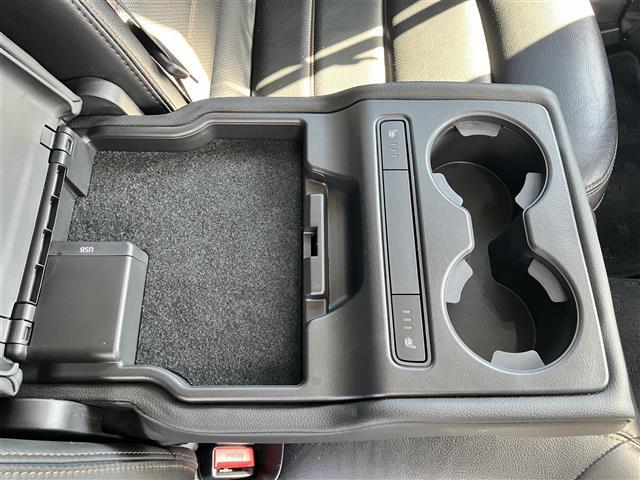 ＣＸ－５ ＸＤ　Ｌパッケージ　純正ナビ／全方位カメラ／ドライブレコーダー／ＥＴＣ／全席シートヒーター／パドルシフト／レーダークルーズコントロール／電動リアゲート／前席パワーシート／コーナーセンサー前後／レーンキープアシスト／ＬＥＤ（36枚目）