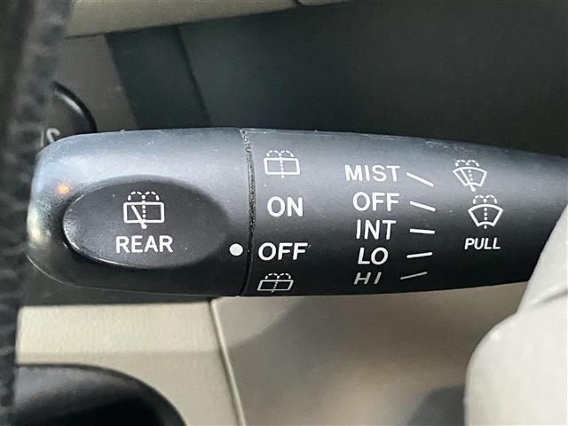 NV100クリッパーバン GX マニュアルエアコン/リモコンキー/パワーウィンドウ/パワーステアリング/CD.CDチェンジャー/純正フロアマット/布シート/両側スライドドア/盗難防止装置(12枚目)