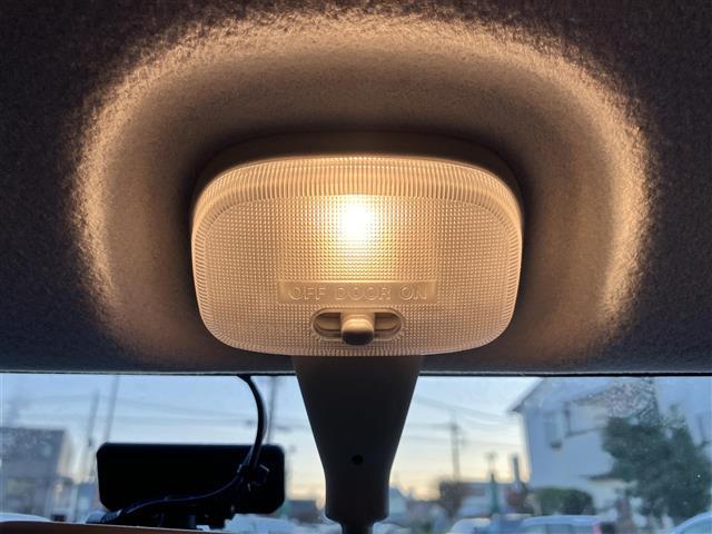 NV100クリッパーバン GX マニュアルエアコン/リモコンキー/パワーウィンドウ/パワーステアリング/CD.CDチェンジャー/純正フロアマット/布シート/両側スライドドア/盗難防止装置(26枚目)