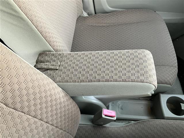 NV100クリッパーバン GX マニュアルエアコン/リモコンキー/パワーウィンドウ/パワーステアリング/CD.CDチェンジャー/純正フロアマット/布シート/両側スライドドア/盗難防止装置(30枚目)