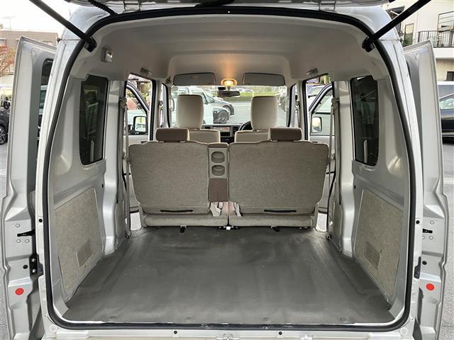 NV100クリッパーバン GX マニュアルエアコン/リモコンキー/パワーウィンドウ/パワーステアリング/CD.CDチェンジャー/純正フロアマット/布シート/両側スライドドア/盗難防止装置(36枚目)