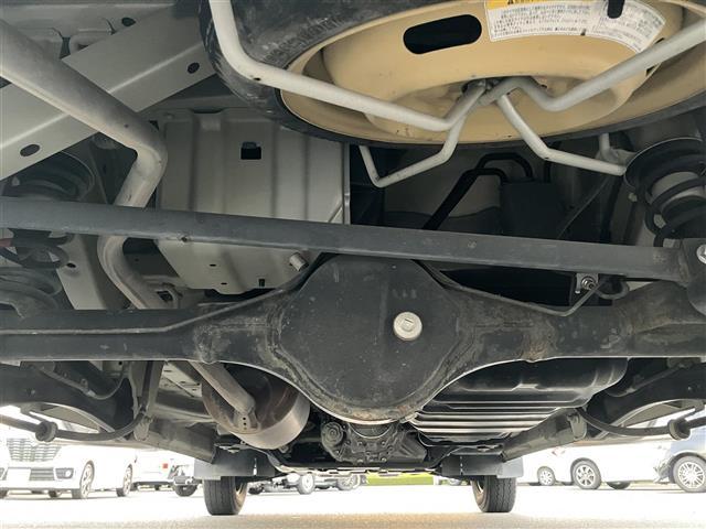 NV100クリッパーバン GX マニュアルエアコン/リモコンキー/パワーウィンドウ/パワーステアリング/CD.CDチェンジャー/純正フロアマット/布シート/両側スライドドア/盗難防止装置(42枚目)