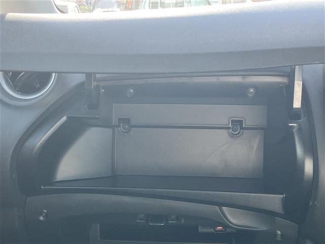 ノート e-パワー X 純正ナビ/全方位カメラ/デジタルインナーミラー/純正ドライブレコーダー/純正ETC/スマートキー/純正フロアマット/コーナーセンサー前後/レーンキープアシスト/Wエアバッグ/衝突軽減システム/LED(31枚目)