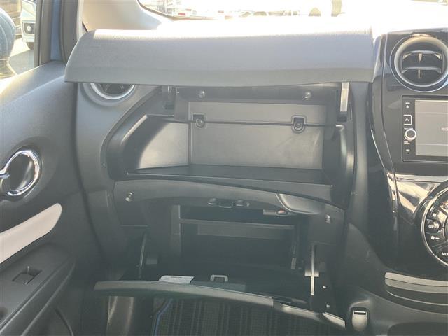 ノート e-パワー X 純正ナビ/全方位カメラ/デジタルインナーミラー/純正ドライブレコーダー/純正ETC/スマートキー/純正フロアマット/コーナーセンサー前後/レーンキープアシスト/Wエアバッグ/衝突軽減システム/LED(32枚目)