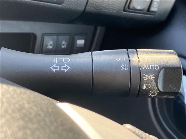 セレナ ハイウェイスター 純正ナビ/バックカメラ/両側パワースライドドア/アイドリングストップ/スマートキー/Wオートエアコン/クルーズコントロール/ETC/ドライブレコーダー/純正フロアマット/純正アルミホイール(15枚目)